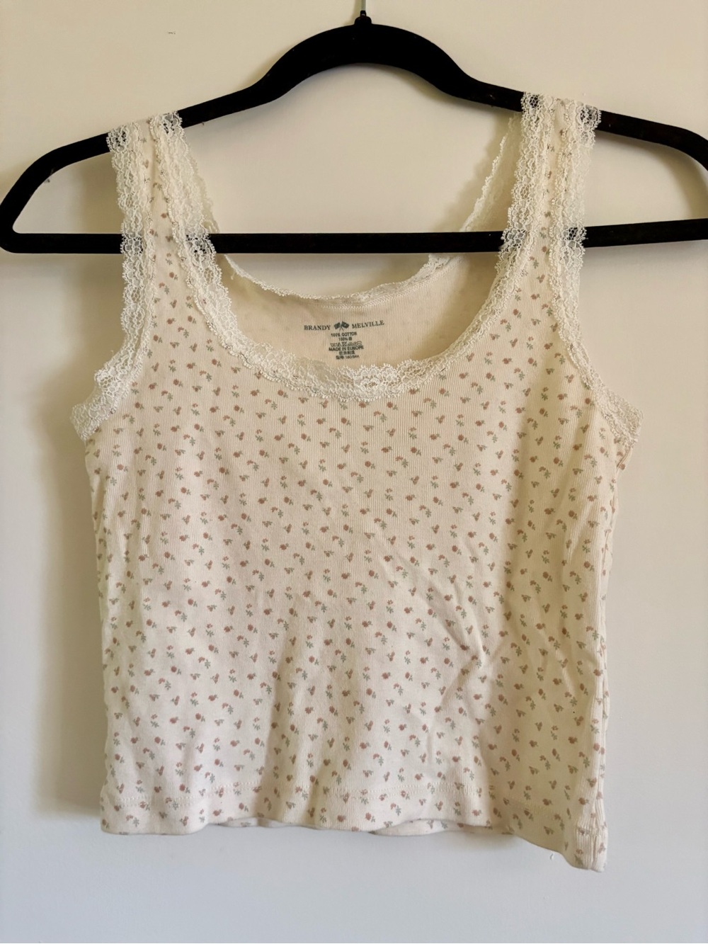 Brandy Melville Ronnie Lace-Trim Cotton Tank Top in Cream Floral - Picture 4 of 4